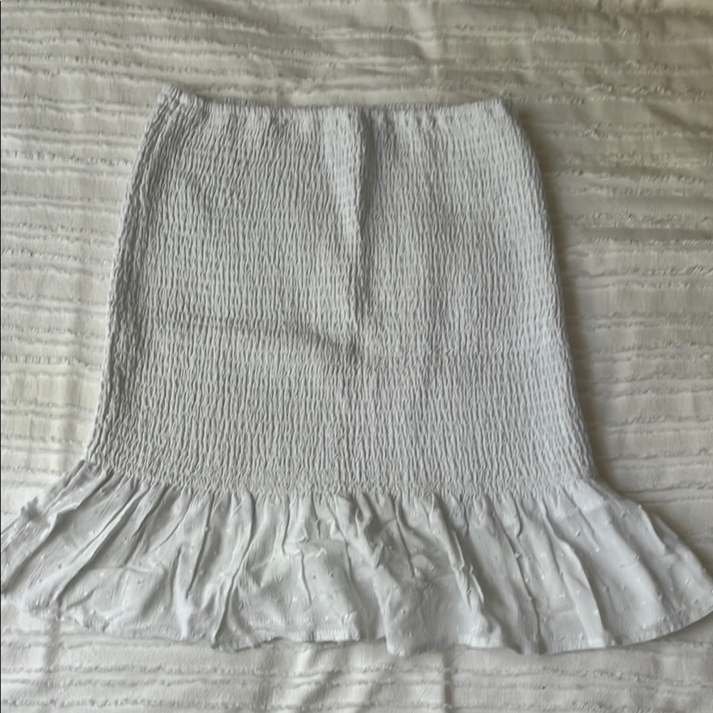 Hollister High Rise Fitted Ruffle Skirt